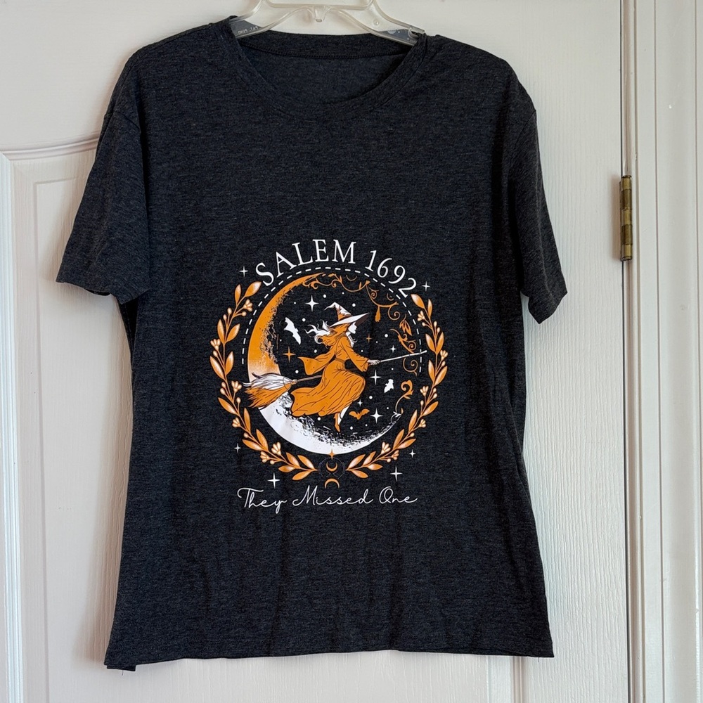 Salem 1692 Graphic Tee